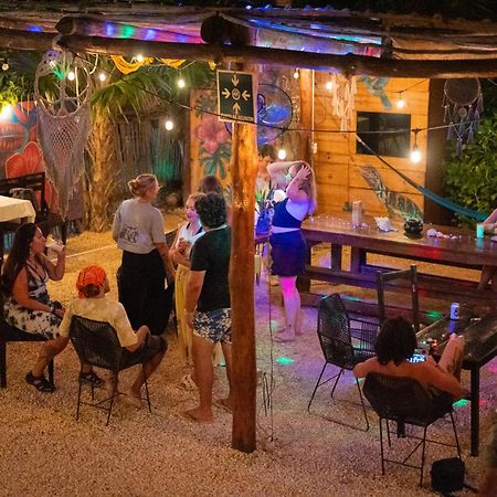 Mapache Hostel & Camping Isla Holbox Exterior foto